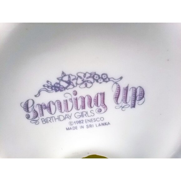 Enesco Growing Up Girls Figure Age 11 Blonde Girl in Green Dress Vintage 5.25 In - Picture 14 of 14